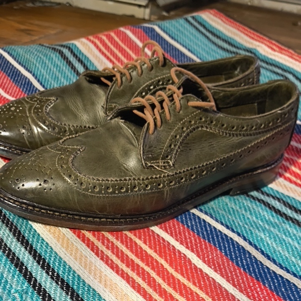 Allen Edmonds Broadway Longwing Derby Derby In A Great Olive Color. Men's 9D